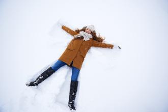 
		Snow angel
	