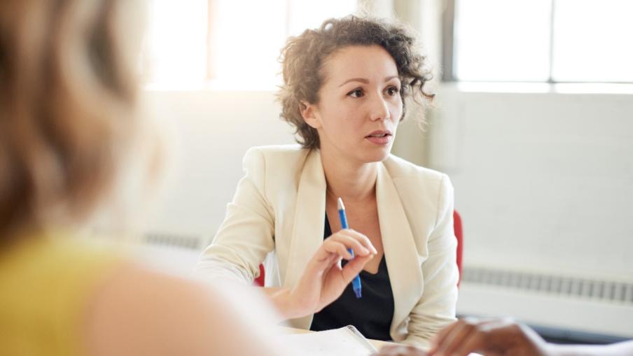
		Woman in a counseling situation
	