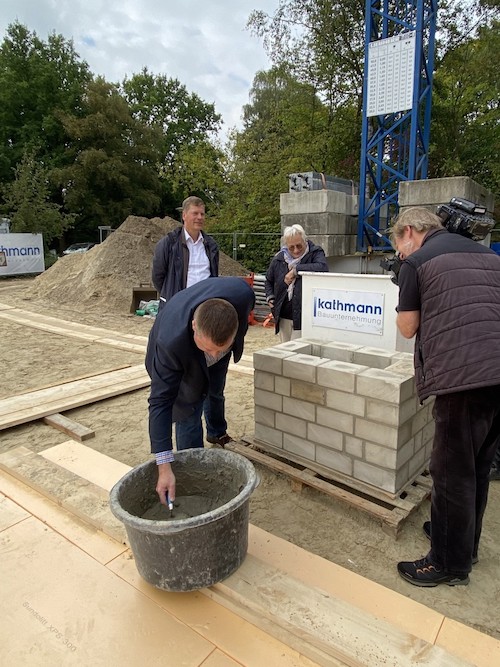 Laying of the foundation stone Bremen North pme Familienservice